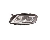 Volkswagen Passat Headlight Left
