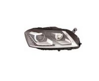 Volkswagen Passat Headlight Right
