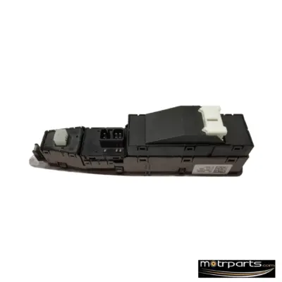 Uno Minda Mahindra XUV 500 Power Window Switch Main 1