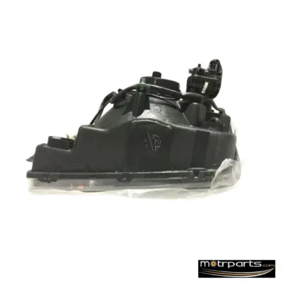 Genuine Mahindra Bolero Headlight Right 1