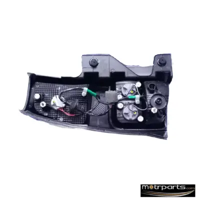 Genuine Mahindra TUV 300 Refresh Tail Light Right 1