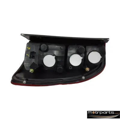 Uno Minda Chevrolet Tavera Tail Light Left Type 2 1