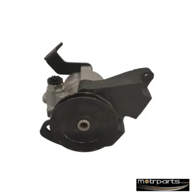 Autokoi Mahindra Scorpio CRDe Power Steering Pump KMMF3075